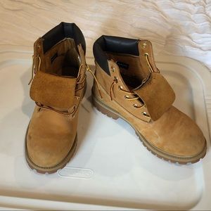 Boys Timberland boots size 6